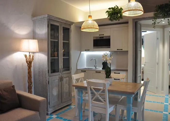 アパートホテル Corallo &