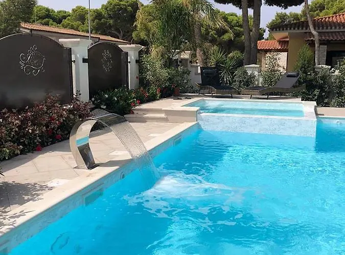 アパートホテル Corallo &